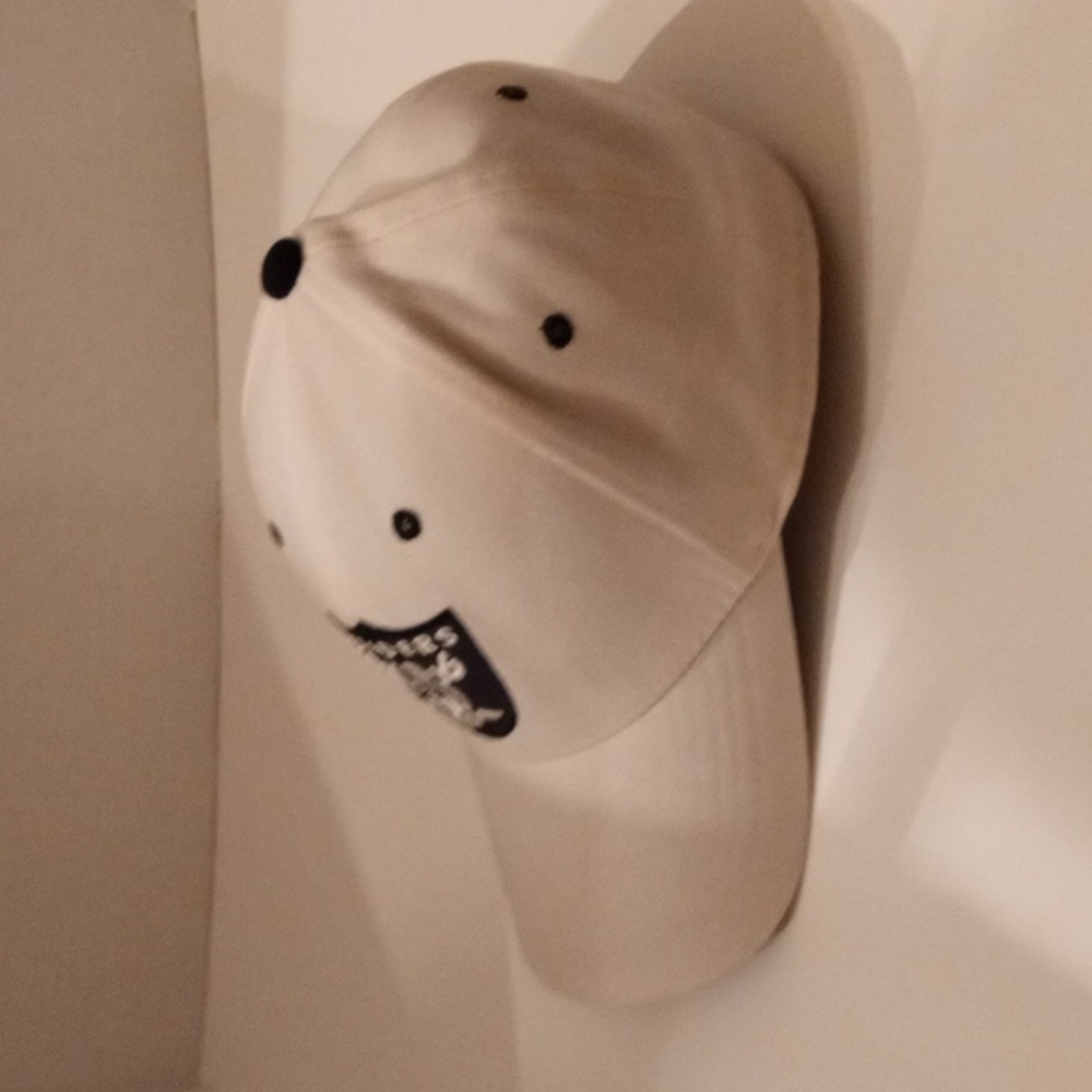 Raiders Preowned Reebok cap - Picture 2 of 9